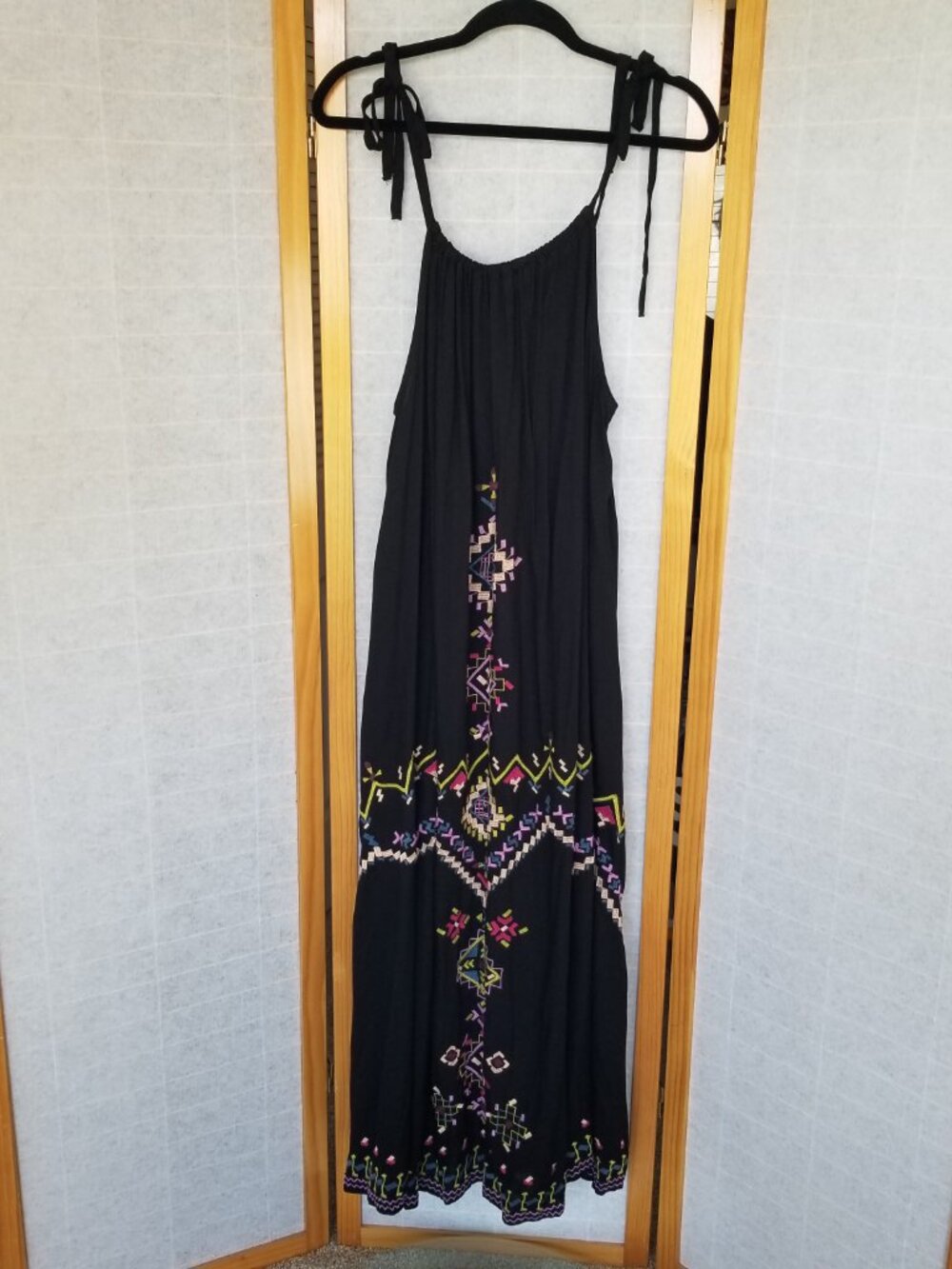 Anthropologie Embroidered Maxi Dress Black Shoulder Ties Unstructured Medium